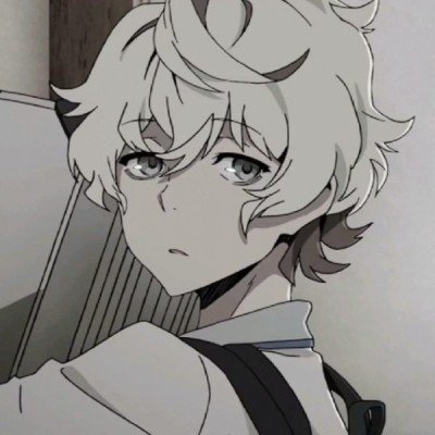 值日生擦黑板 一个像灵珠一个像魔丸
